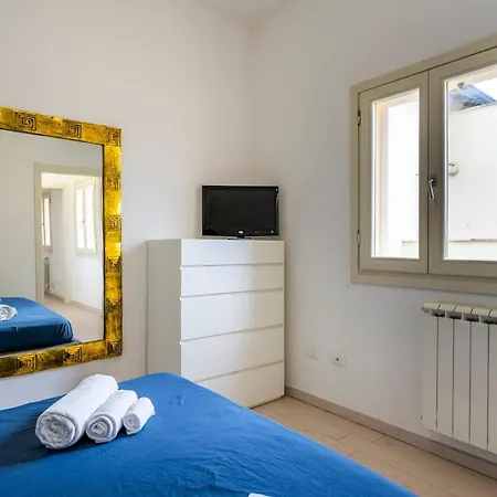 Апартаменты 40mt Dal Mare - New Terrazza Con Vista Panoramica Виареджо